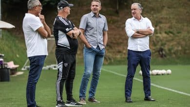 Victor n&atilde;o teme manchar hist&oacute;ria no Atl&eacute;tico-MG agora como diretor &ndash; mas come&ccedil;ou irritando a torcida no caso Felip&atilde;o