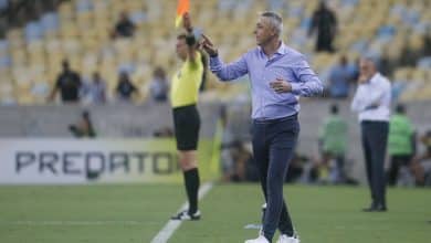 &lsquo;Capricho do futebol&rsquo;: com o imponder&aacute;vel, Tiago Nunes tenta explicar mais um gol no fim sofrido pelo Botafogo