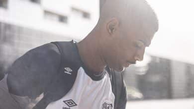 &lsquo;N&atilde;o fiz categoria de base, mas meu pai n&atilde;o me deixou desistir do futebol&rsquo;: Joaquim fala da luta at&eacute; chegar ao Santos