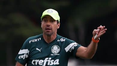 Entre les&otilde;es, roubo de posi&ccedil;&atilde;o e voltas ao time, um Palmeiras bem diferente pega o S&atilde;o Paulo, um m&ecirc;s ap&oacute;s a Supercopa