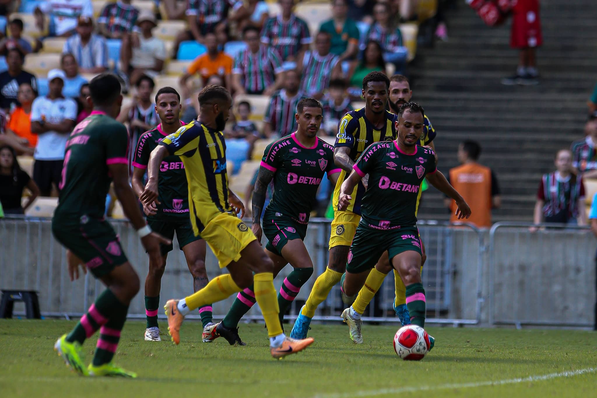 Desorganizado, Fluminense fez primeiro tempo confuso contra o Madureira - Foto: MARCELO GON&Ccedil;ALVES / FLUMINENSE FC