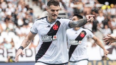 Vasco afasta especula&ccedil;&otilde;es e anuncia renova&ccedil;&atilde;o de contrato com Vegetti