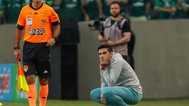 &lsquo;N&atilde;o sei explicar&rsquo;: Abel desconta frustra&ccedil;&atilde;o em pergunta e assume falta de efic&aacute;cia, mas exalta &rsquo;87 minutos&rsquo; do Palmeiras