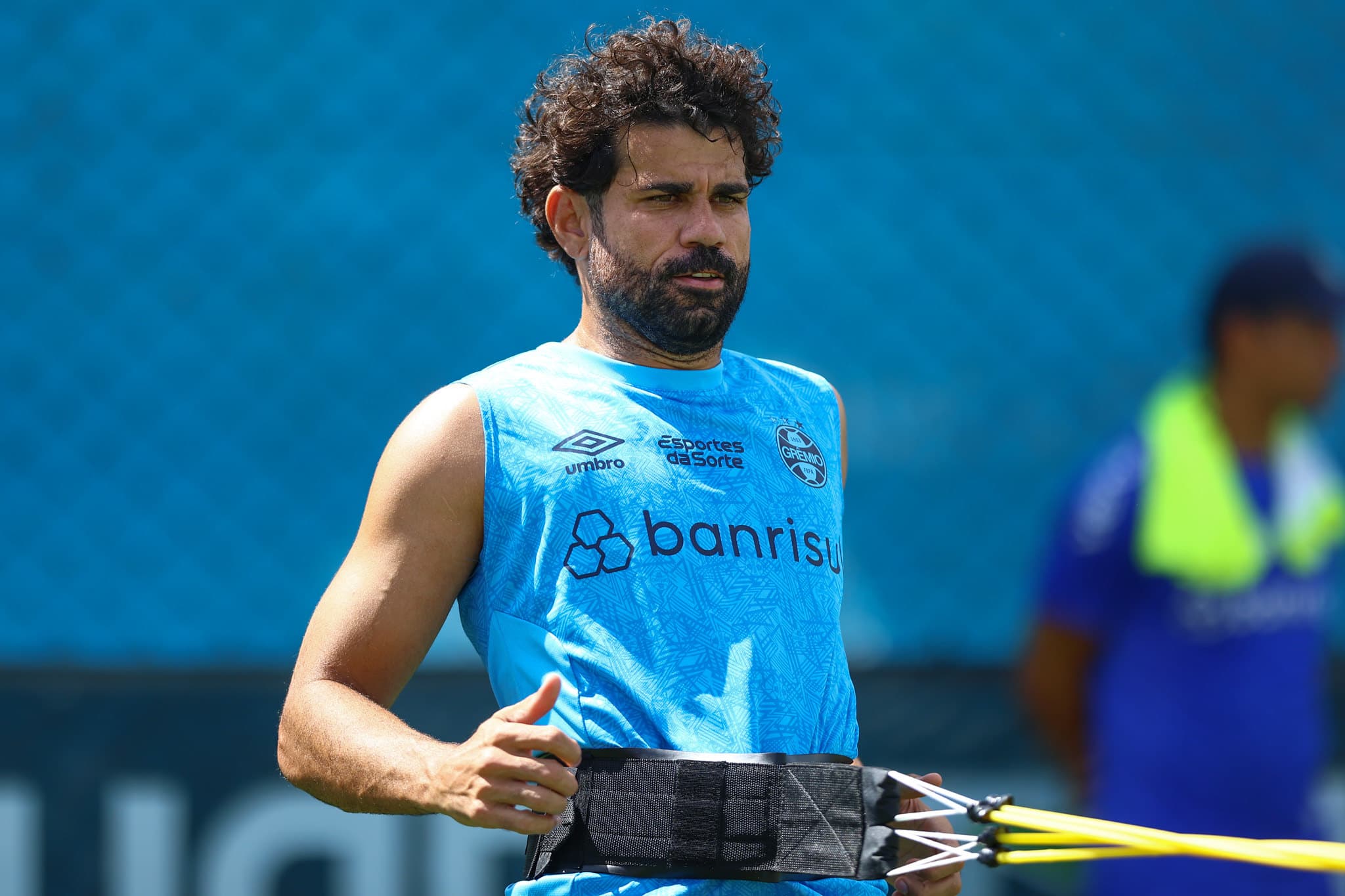 Gr&ecirc;mio mant&eacute;m mist&eacute;rio, mas Diego Costa treina normalmente e deve estrear no Gre-Nal