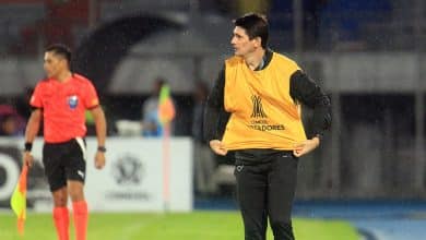 Auxiliar do Botafogo exagera em elogios ao time depois de frustrante empate pela Libertadores