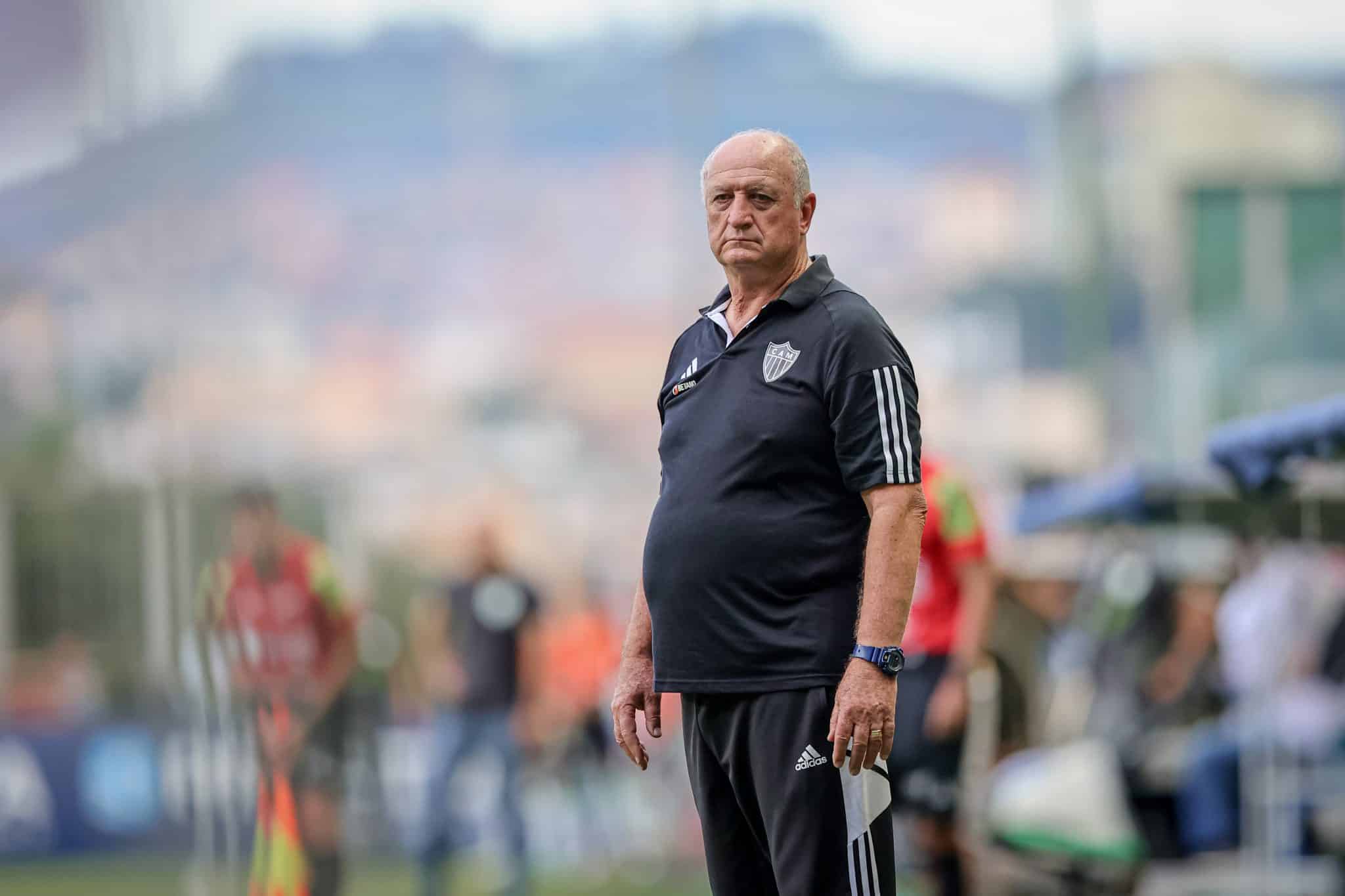 Felip&atilde;o preferiu enfiar o dedo na ferida a colocar panos quentes na conturbada rela&ccedil;&atilde;o com a torcida do Atl&eacute;tico-MG
