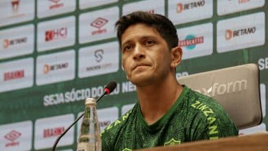 &lsquo;N&atilde;o carregamos peso&rsquo;: Cano ignora passado e mira t&iacute;tulo da Recopa pelo Fluminense