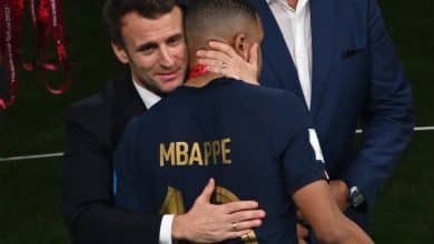 A misteriosa frase de Macron a Mbapp&eacute;: craque vai virar problema diplom&aacute;tico?