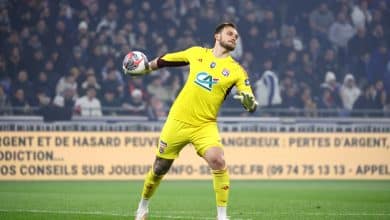 Lucas Perri brilha nos p&ecirc;naltis e garante Lyon nas semifinais da Copa da Fran&ccedil;a