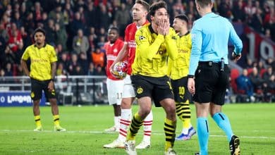 P&ecirc;nalti esquisito resulta em empate entre PSV x Borussia Dortmund, e decis&atilde;o na Champions League fica aberta