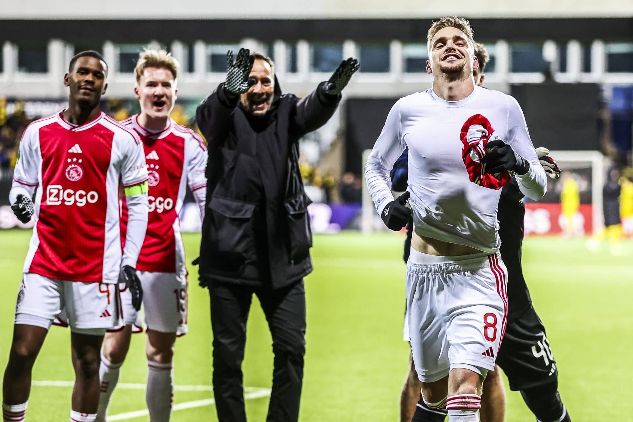 Ajax visita o AZ em confronto direto e que pode mostrar que crise acabou (ou quase isso)