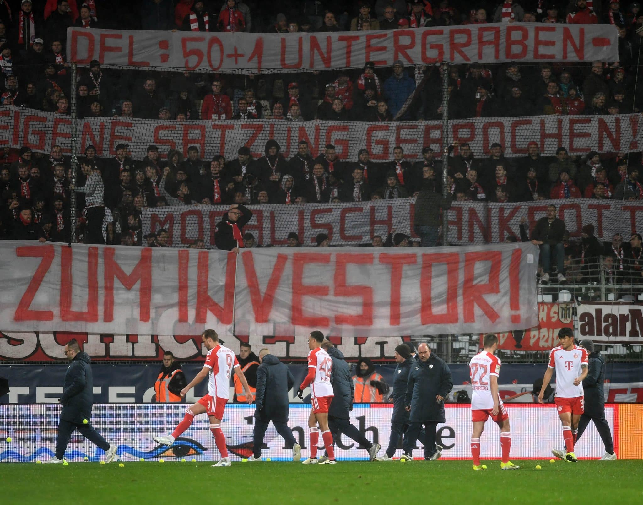 Press&atilde;o popular funciona, e Bundesliga desiste de vender direitos comerciais para investidores estrangeiros