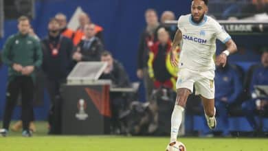 Em estreia de novo t&eacute;cnico, veteranos asseguram vit&oacute;ria do Olympique de Marseille e classifica&ccedil;&atilde;o &agrave;s oitavas