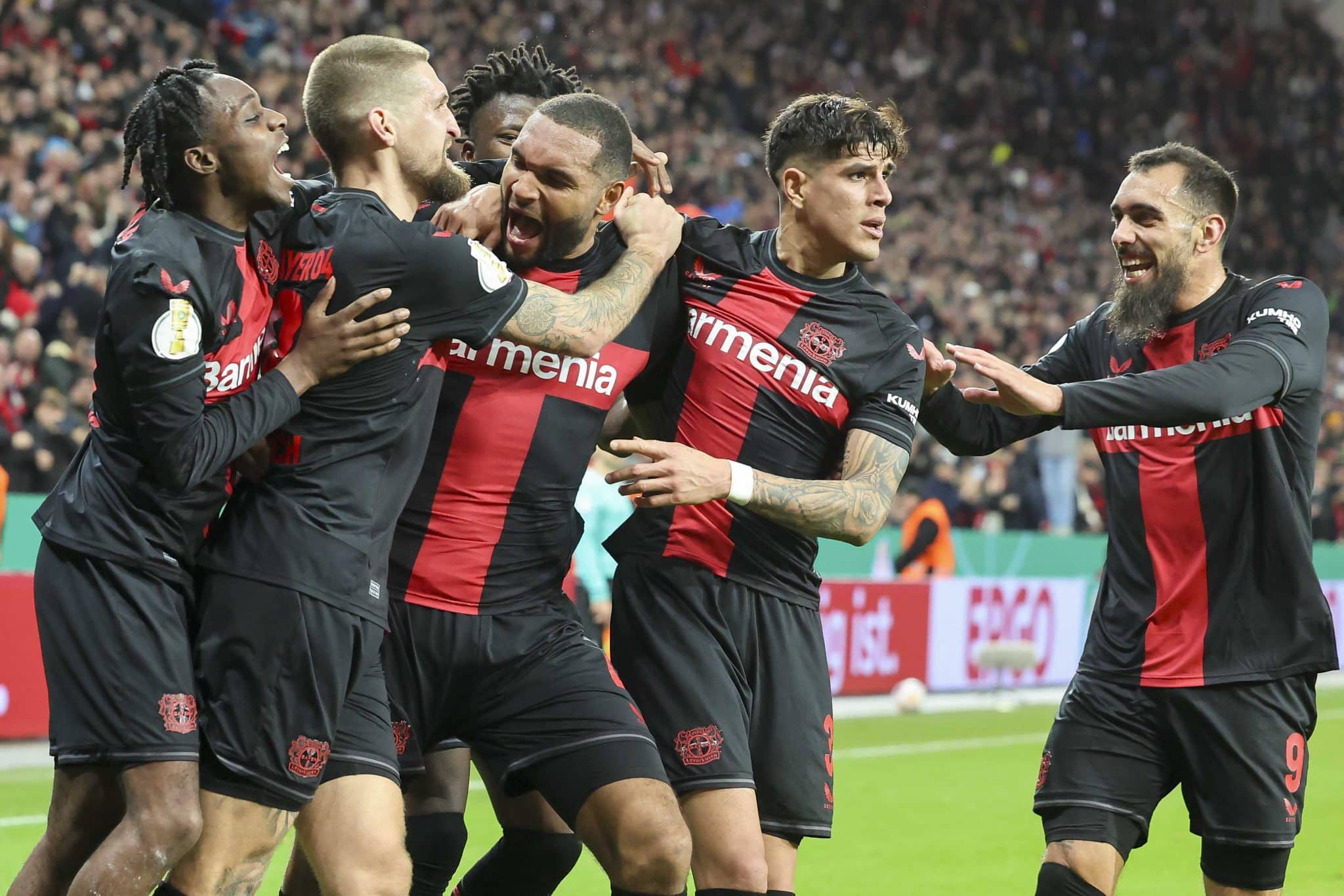 Bayer Leverkusen vira sobre o Stuttgart, amplia invencibilidade para 30 jogos e est&aacute; na semi da Copa da Alemanha