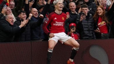 Garnacho segue desafiando hierarquia na Argentina por causa de Cristiano Ronaldo