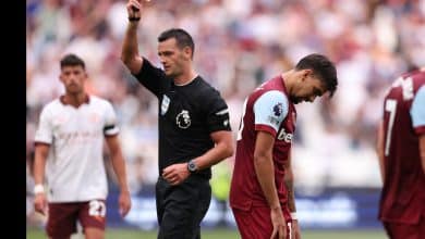 Cinco brasileiros est&atilde;o no top 10 de atletas da Premier League que mais levaram amarelos por reclama&ccedil;&atilde;o