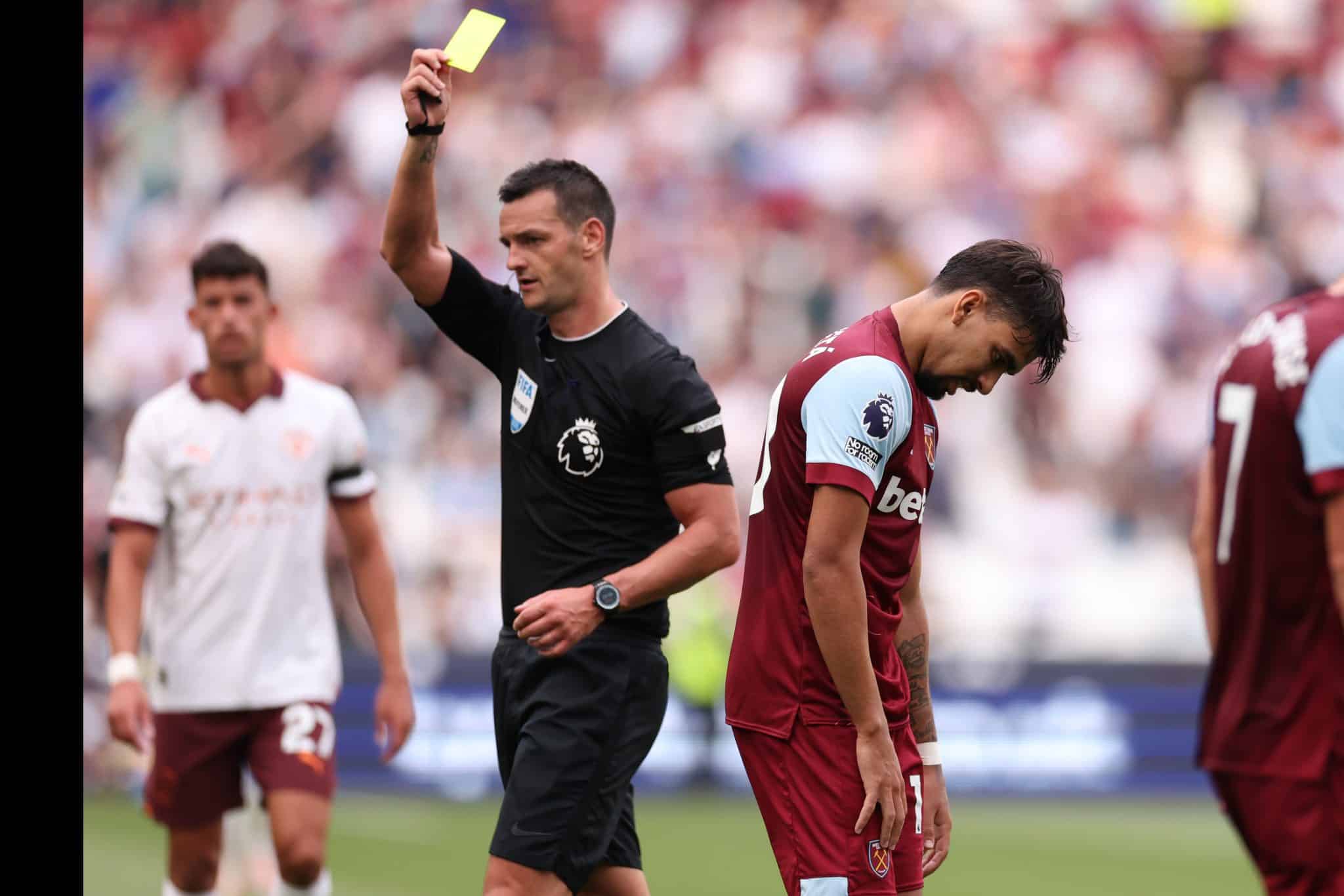 Cinco brasileiros est&atilde;o no top 10 de atletas da Premier League que mais levaram amarelos por reclama&ccedil;&atilde;o