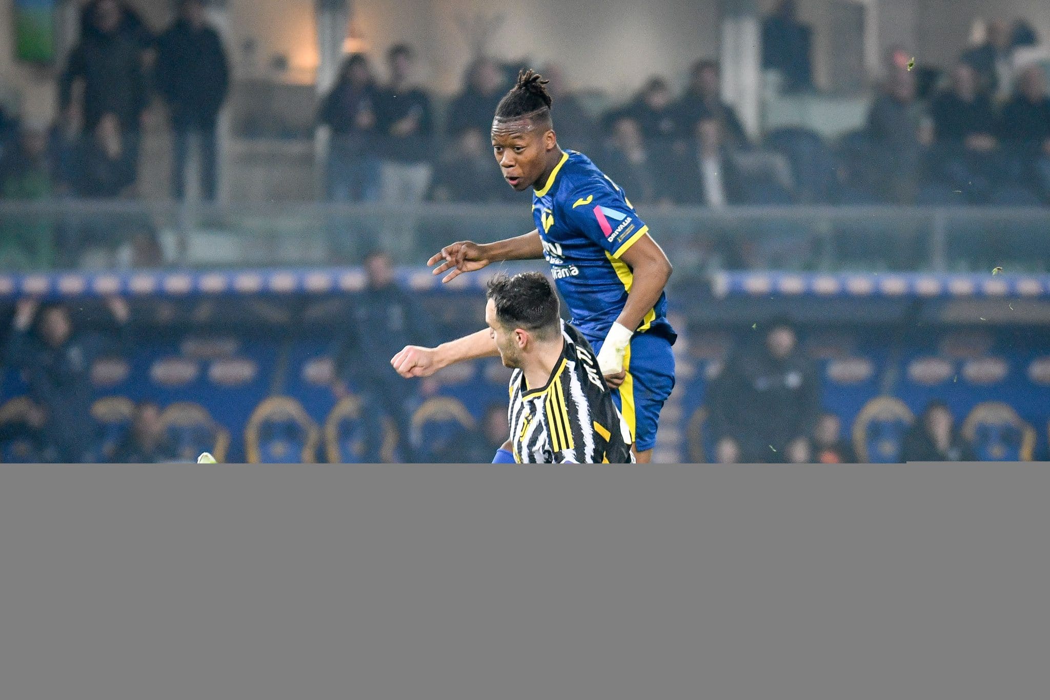 Empate entre Verona e Juventus n&atilde;o deixou ningu&eacute;m em campo satisfeito, s&oacute; os rivais nos dois lados da tabela