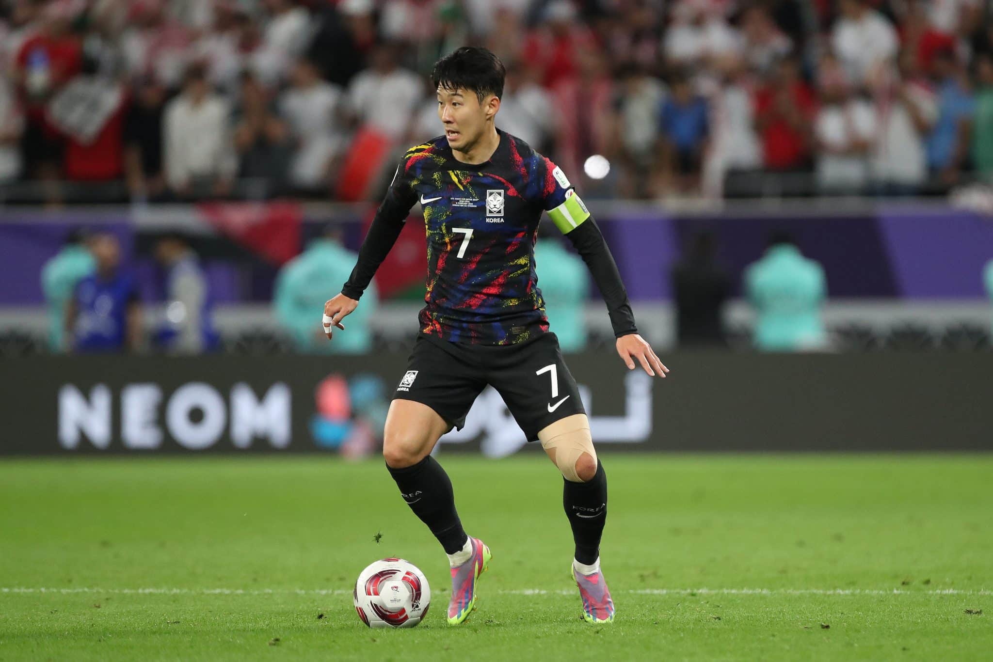 Tottenham quer acelerar volta de Son ap&oacute;s queda da Coreia do Sul