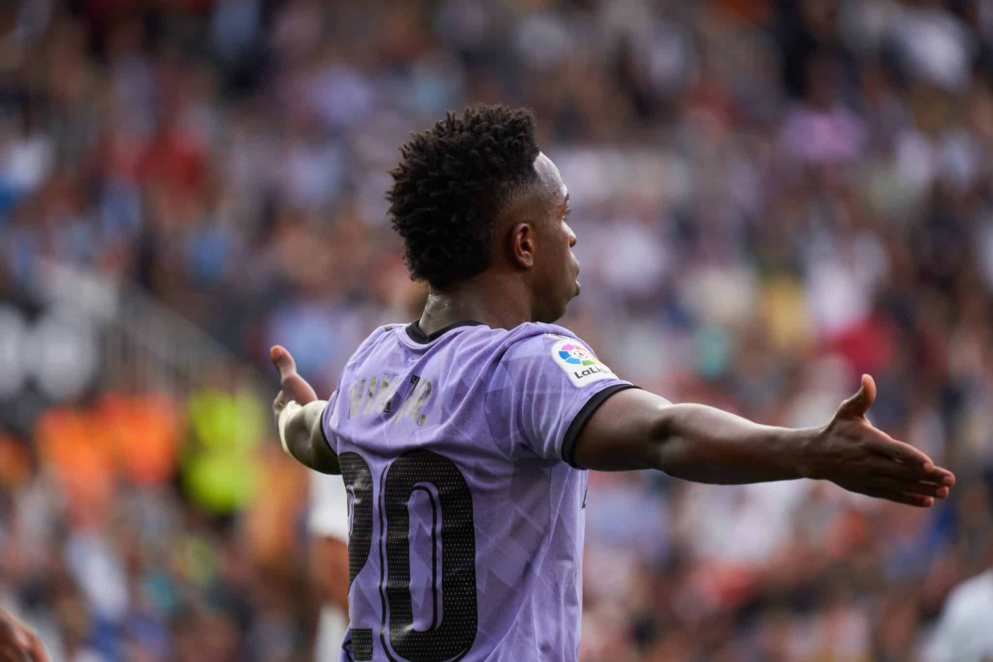 Vinicius Jr j&aacute; tem data para encarar o caldeir&atilde;o racista: Real Madrid enfrentar&aacute; o Valencia em 2 de mar&ccedil;o