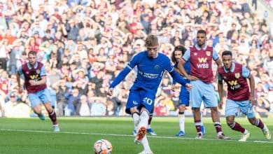 Batedores de p&ecirc;naltis beiram a perfei&ccedil;&atilde;o na Premier League