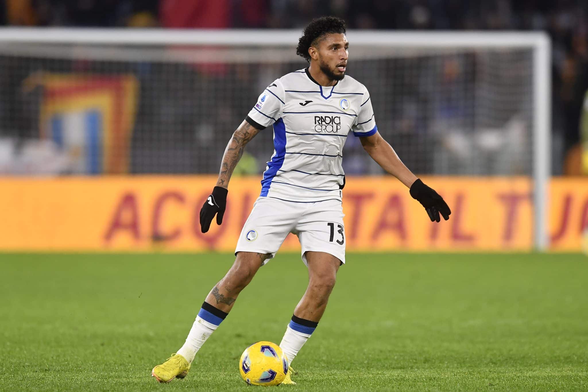 Com brasileiros em destaque, Atalanta recebe Lazio em confronto direto por vaga na Champions League