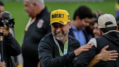 Credores batem na porta de um Corinthians com caixa cheio (na teoria) e essa &eacute; s&oacute; a ponta do iceberg