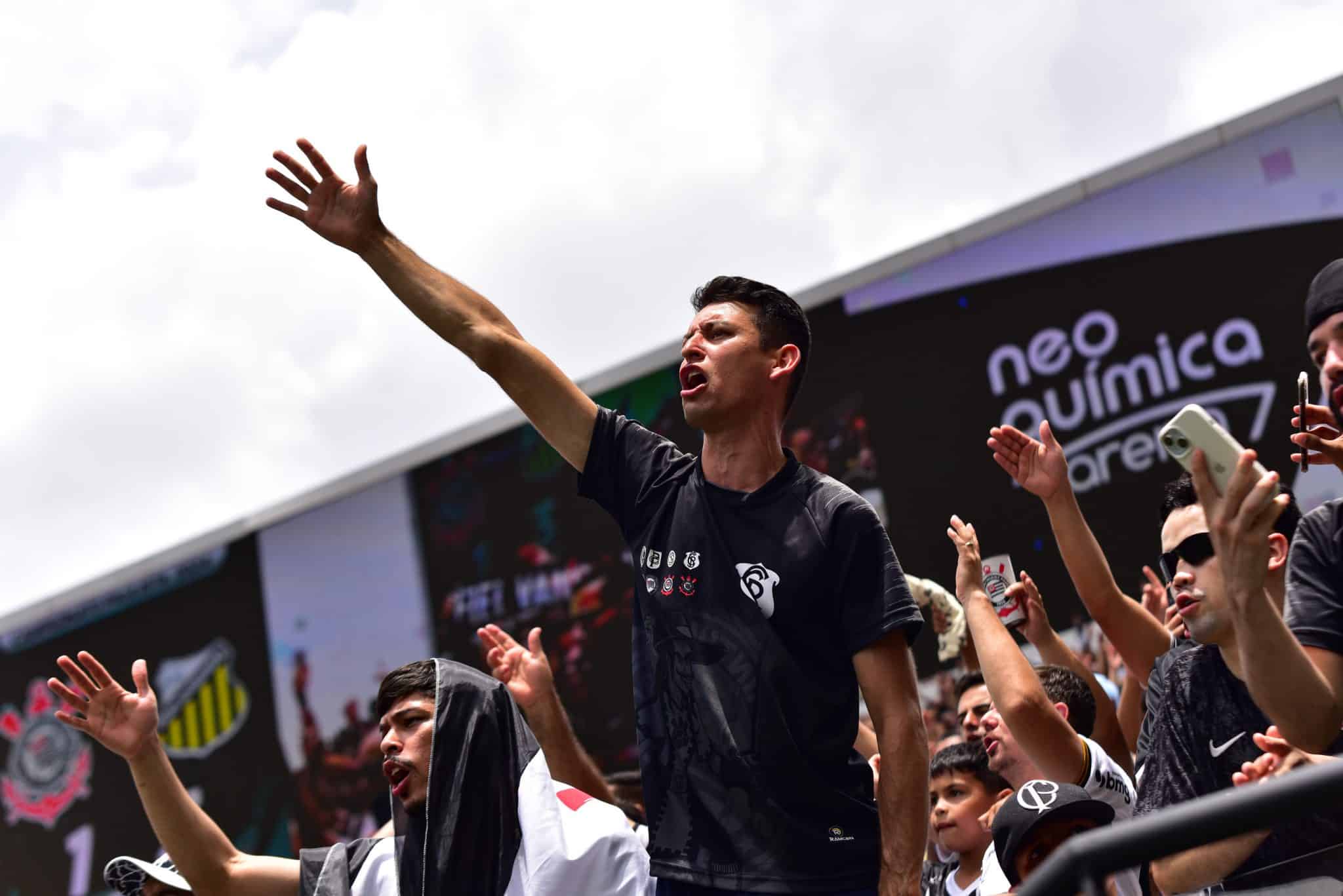 Corinthians sabe que precisa vencer ou vencer para n&atilde;o encarar Palmeiras com a corda ainda mais no pesco&ccedil;o