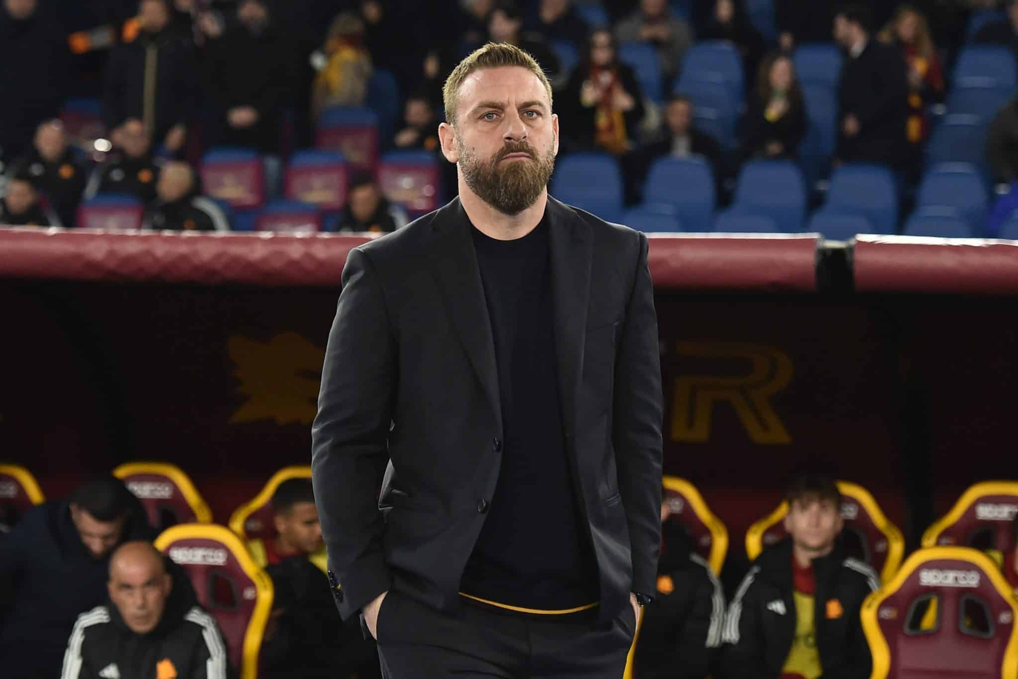 Roma sufoca Cagliari e goleada na Serie A mostra que De Rossi &eacute; muito diferente de Jos&eacute; Mourinho