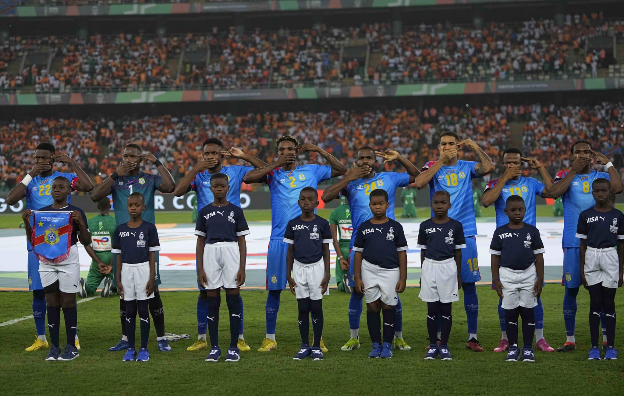 30 anos e seis milh&otilde;es de mortes: o que significa o gesto dos jogadores de Congo?