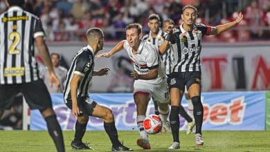 Em mais um jogo com arbitragem pol&ecirc;mica de Edina Alves, Santos &lsquo;se vinga&rsquo; e vence o S&atilde;o Paulo no MorumBIS