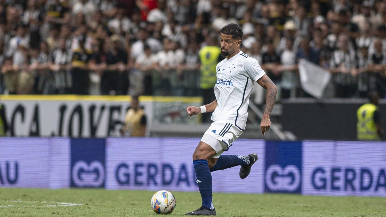 Nova boa atua&ccedil;&atilde;o de Jo&atilde;o Marcelo no Cruzeiro refor&ccedil;a a quest&atilde;o: por que ele ainda n&atilde;o &eacute; titular?