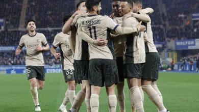 Mbapp&eacute; erra p&ecirc;nalti e faz gol em vit&oacute;ria do PSG sobre o Strasbourg para seguir l&iacute;der isolado da Ligue 1
