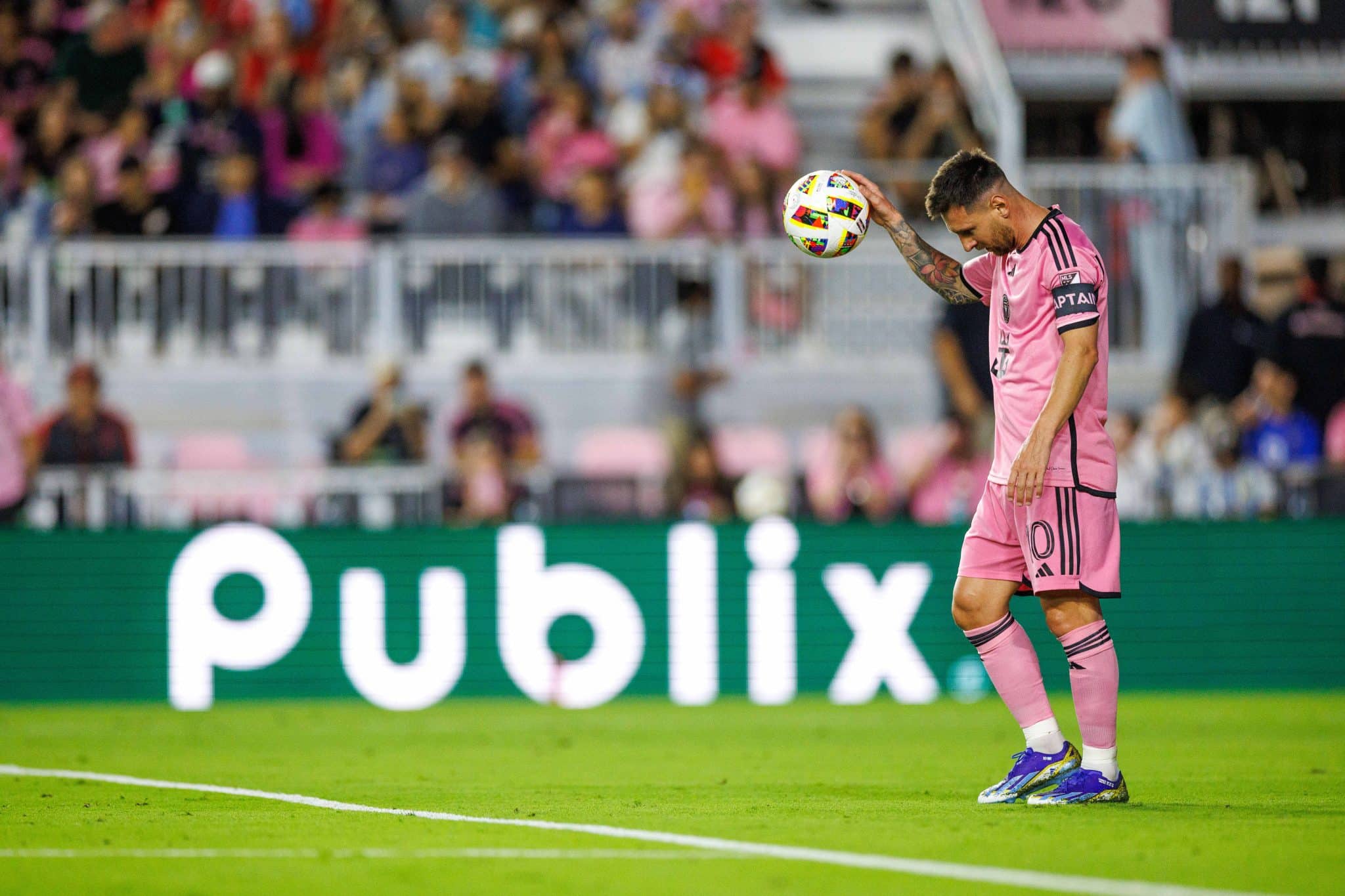 &lsquo;Mentiram muito&rsquo;: Messi fala sobre sua aus&ecirc;ncia em amistosos em Hong Kong