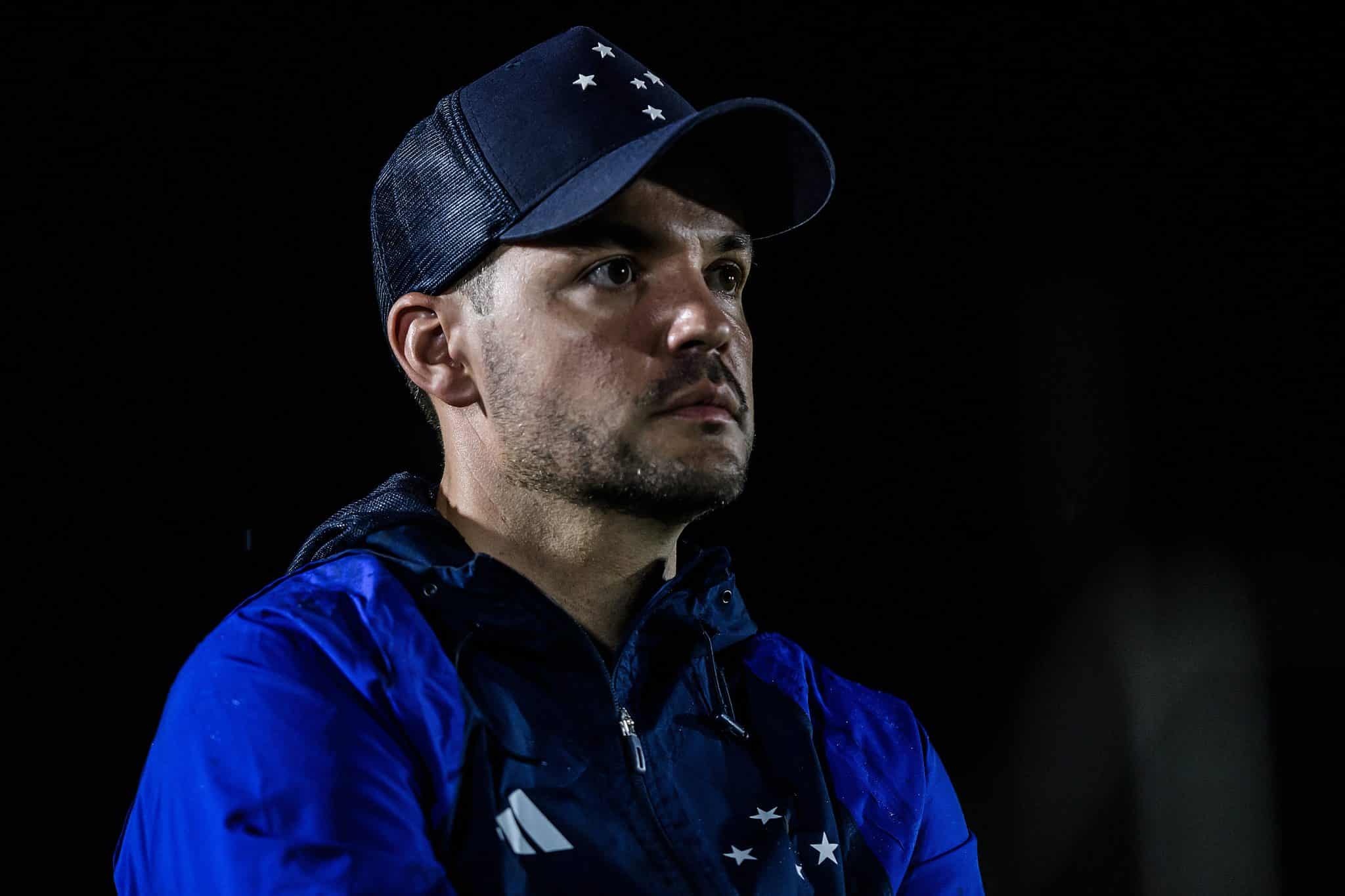 Elimina&ccedil;&atilde;o do Cruzeiro tem culpa do gramado, mas tamb&eacute;m de Nico Larcam&oacute;n