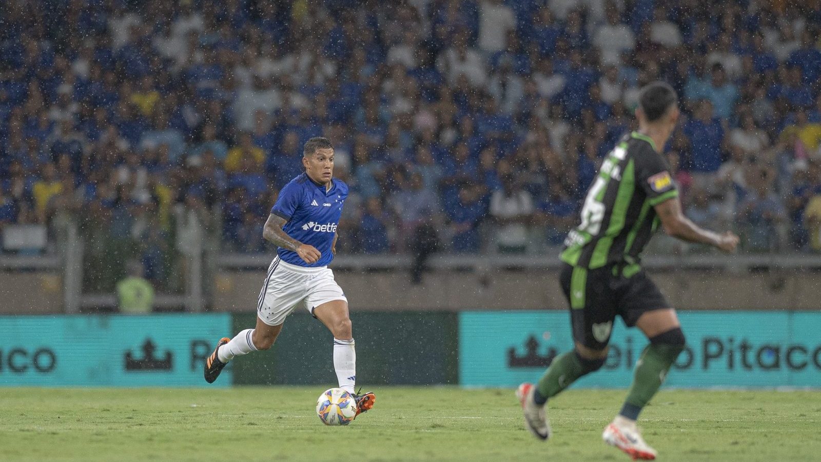 Destempero de Lucas Romero contra Am&eacute;rica-MG pode causar grandes problemas ao Cruzeiro