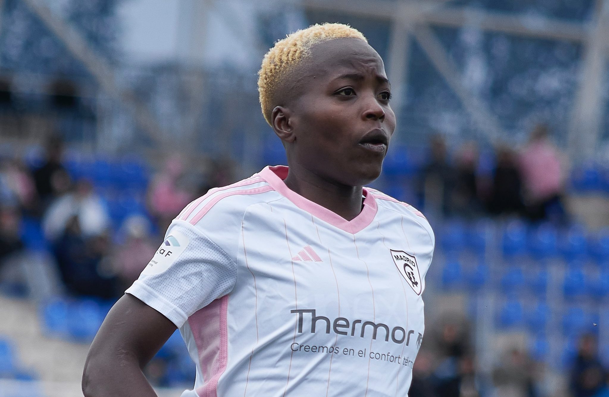 Bay FC estra&ccedil;alha o recorde de maior transfer&ecirc;ncia do futebol feminino (que havia sido quebrado m&ecirc;s passado!)