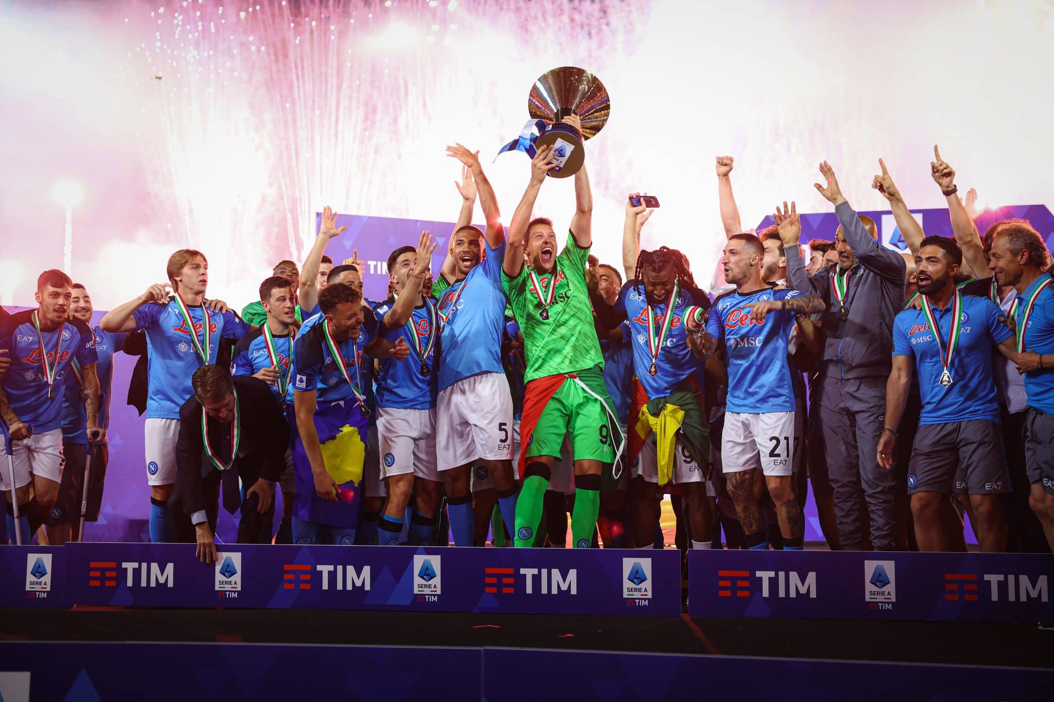 Como times italianos se classificam para Champions League, Liga Europa e Conference League?