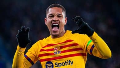 Vitor Roque vai do c&eacute;u ao inferno em vit&oacute;ria do Barcelona por 3 a 1 sobre o Alav&eacute;s