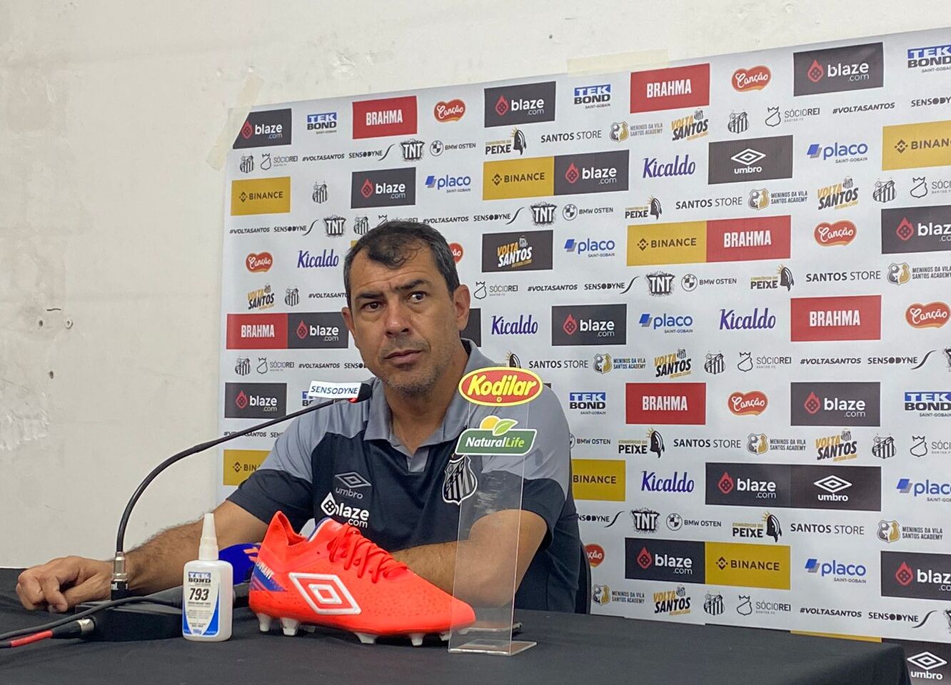 Apesar da vit&oacute;ria sobre o &Aacute;gua Santa, Carille sabe que o Santos n&atilde;o foi bem e precisa melhorar