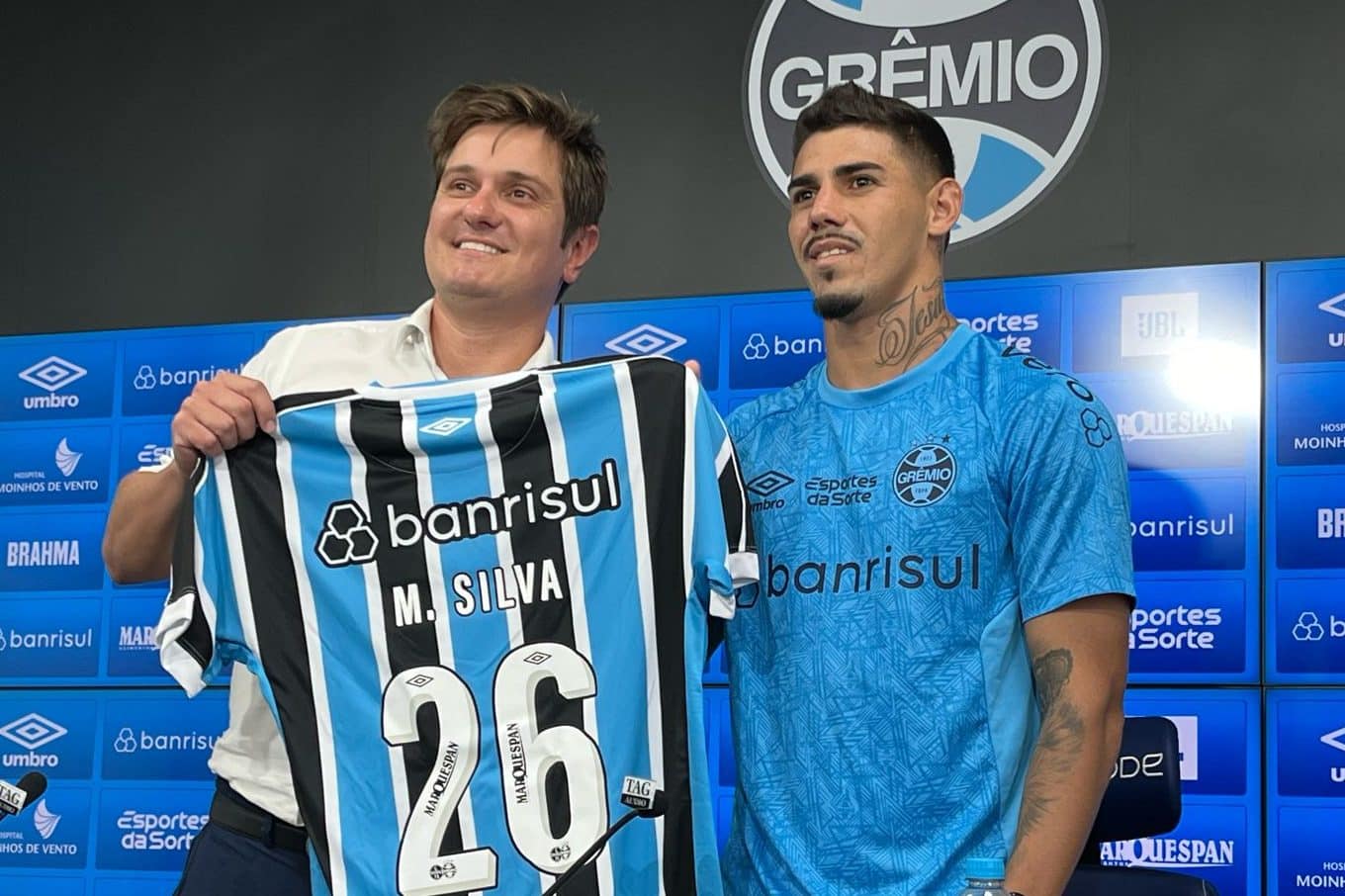 &lsquo;&Eacute; um sonho&rsquo;: lateral esquerdo Mayk relata emo&ccedil;&atilde;o ao saber do acerto com o Gr&ecirc;mio