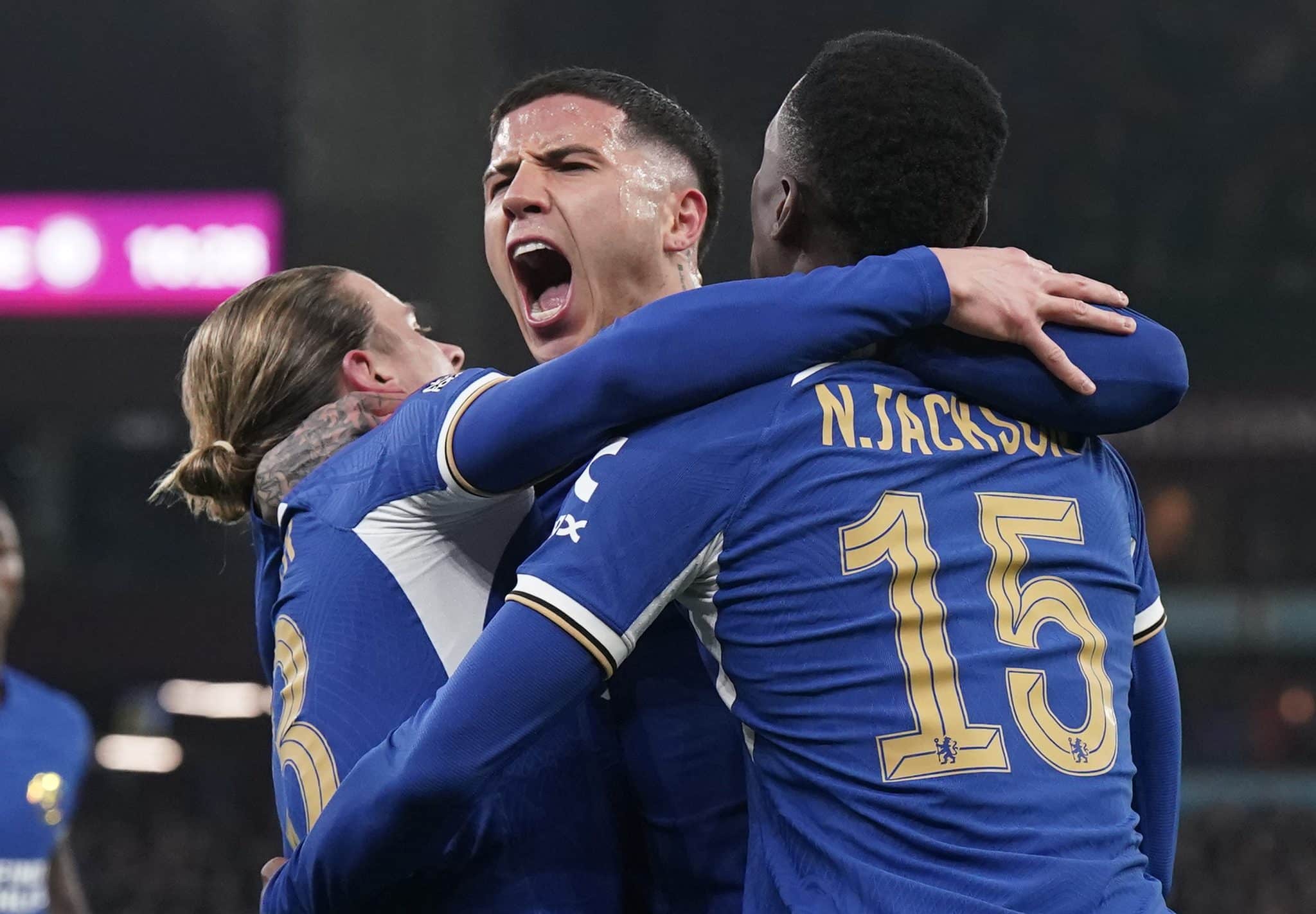 Com direito a pintura de Enzo Fern&aacute;ndez, o Chelsea esbanjou seguran&ccedil;a e despachou o Aston Villa