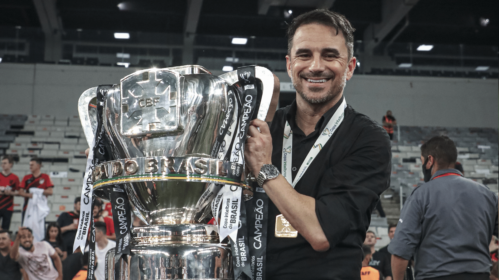 CBF oficializa Rodrigo Caetano como diretor de sele&ccedil;&otilde;es e cumpre promessa de Ednaldo a Dorival J&uacute;nior