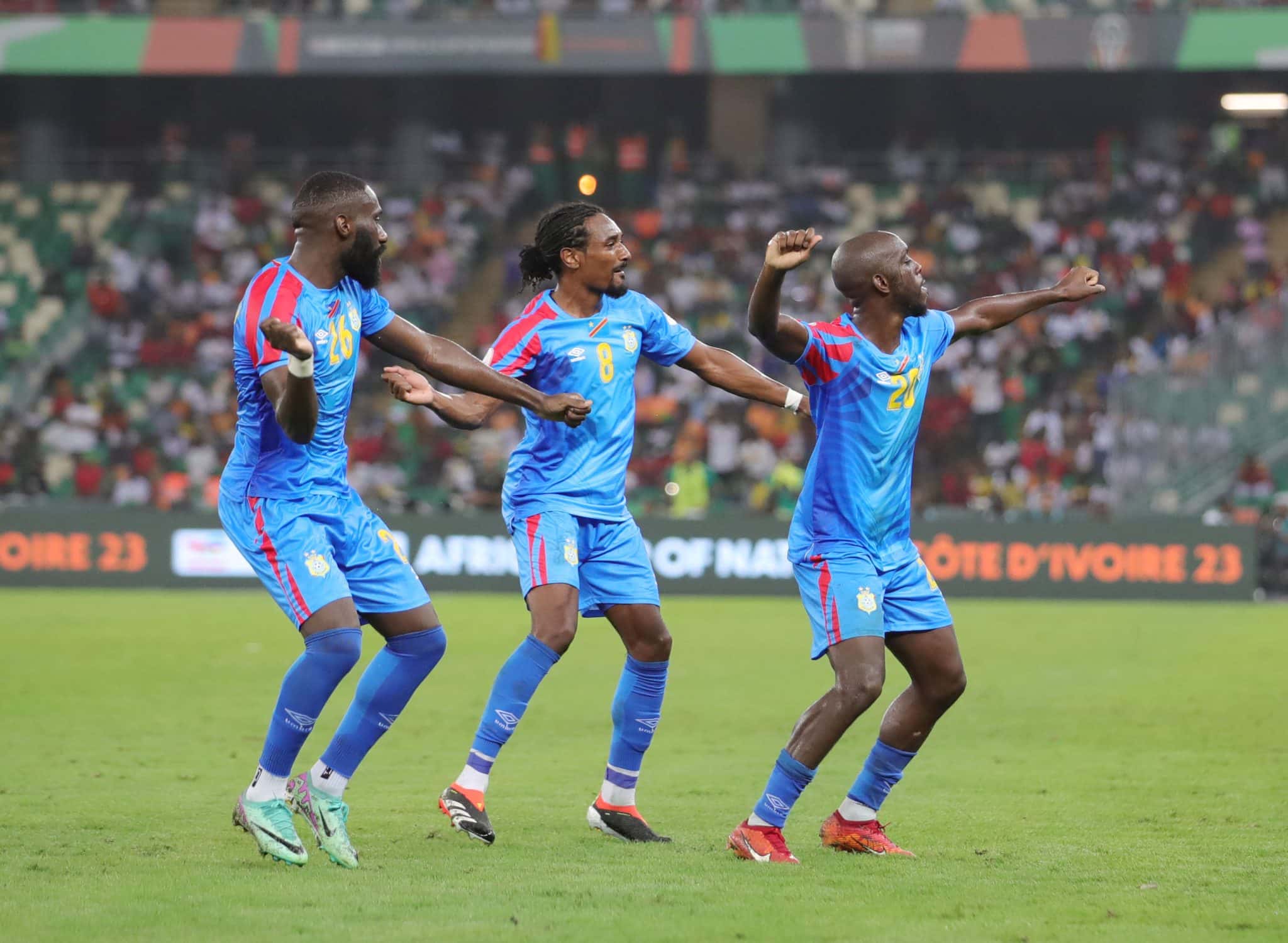 RD Congo faz 2&ordm; tempo de almanaque, despacha Guin&eacute; e vai &agrave; semifinal da Copa Africana