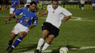 Em 2005, Roger e T&eacute;vez deram um show no Pacaembu e evitaram vexame hist&oacute;rico do Corinthians contra o Cianorte