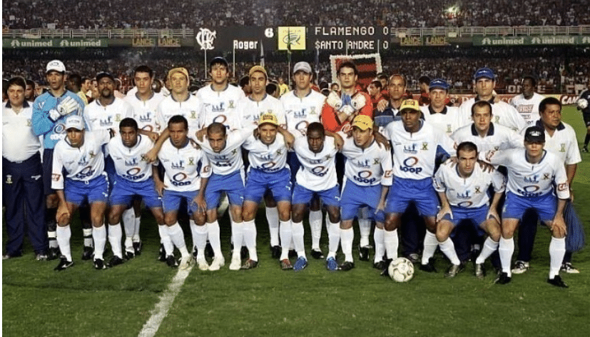 Santo Andr&eacute; calou o Maracan&atilde; na final da Copa do Brasil de 2004 e endossou o ano das zebras h&aacute; 20 anos