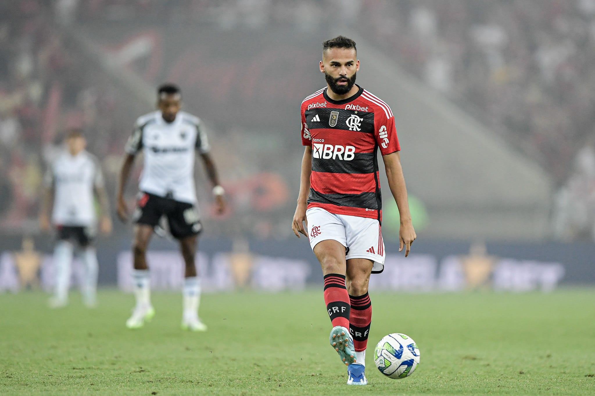 Flamengo tem uma &uacute;ltima pend&ecirc;ncia a resolver para vender Thiago Maia