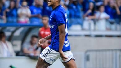 Matheus Pereira tem nova atua&ccedil;&atilde;o de gala e coro por perman&ecirc;ncia no Cruzeiro aumenta