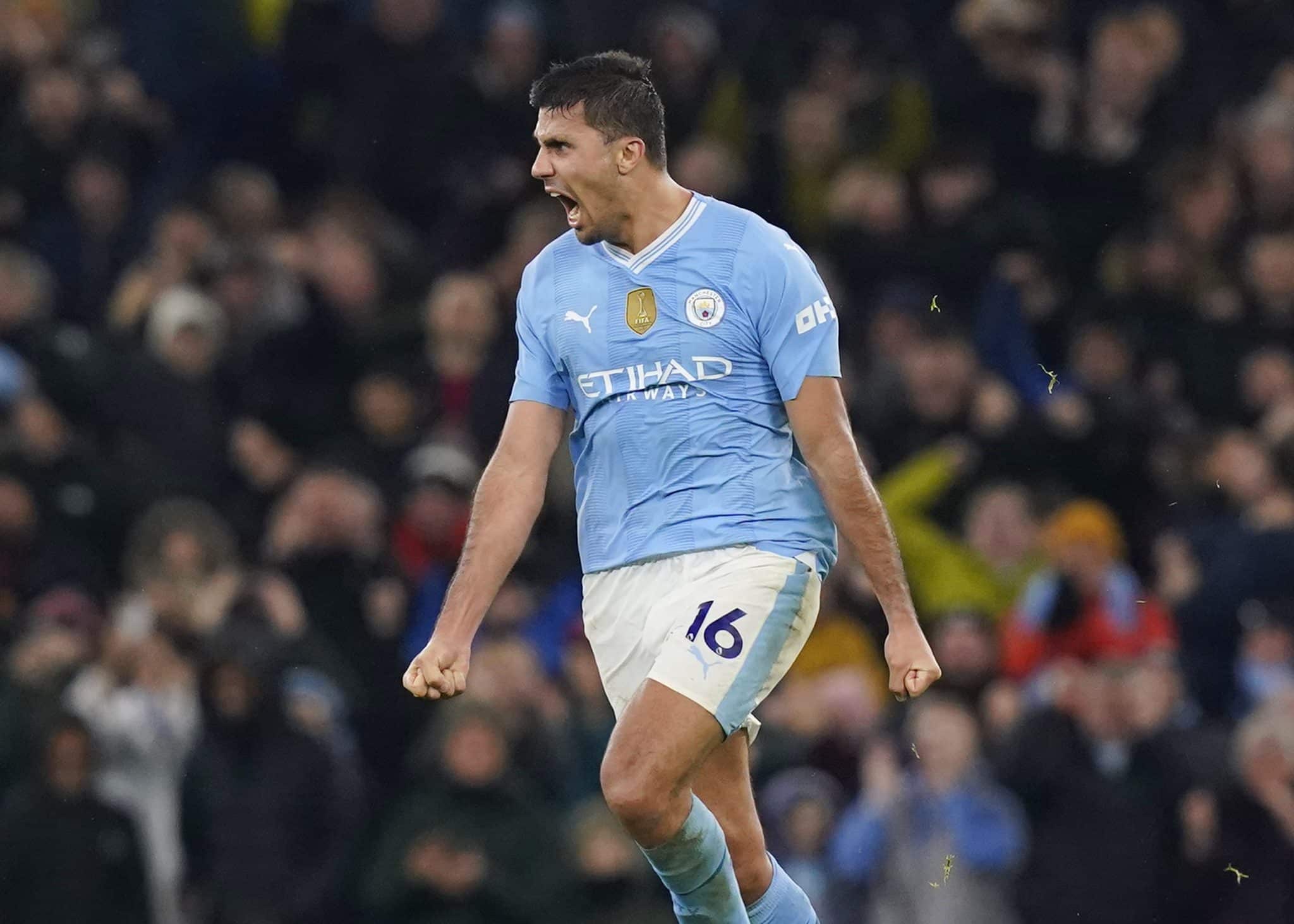 Manchester City sofre com contra-ataques do Chelsea e s&oacute; empata no fim, para sorte de Arsenal e Liverpool