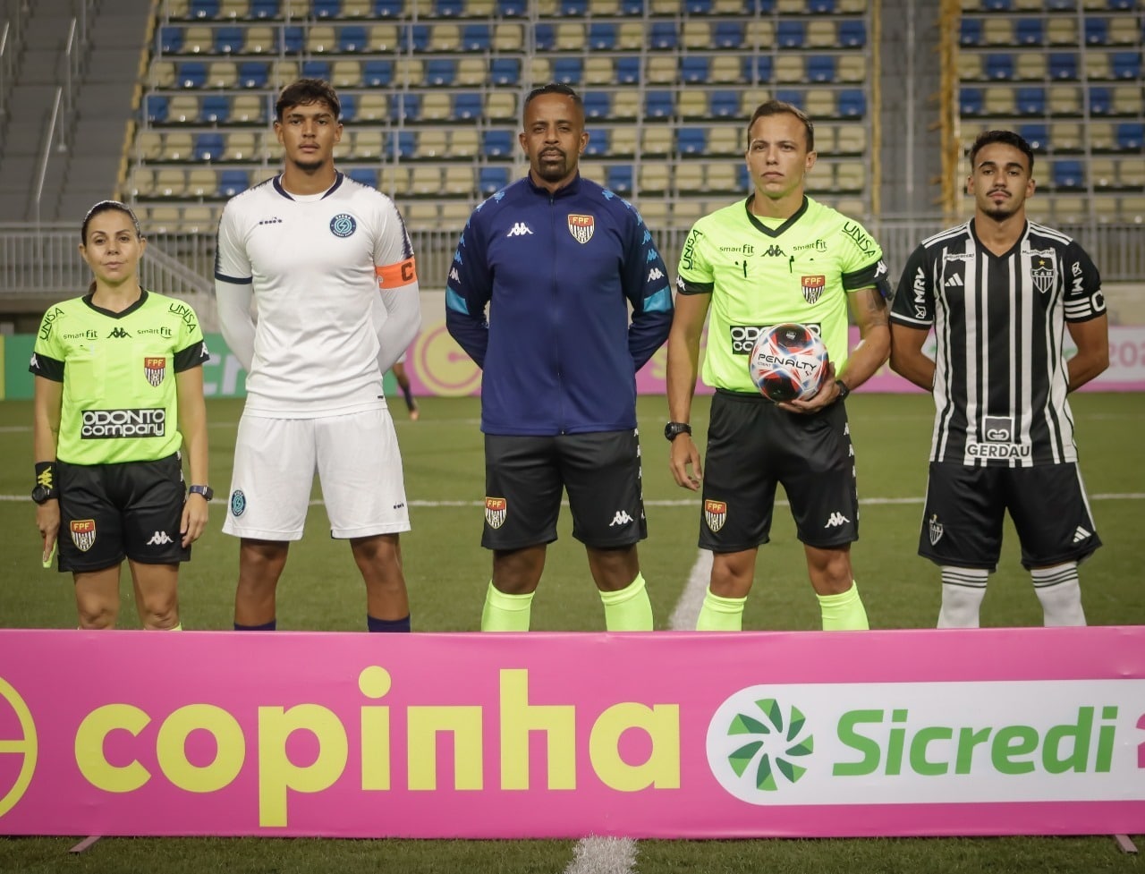 Clube que quer revolucionar a base no Brasil firma parceria in&eacute;dita com o Johan Cruyff Institute